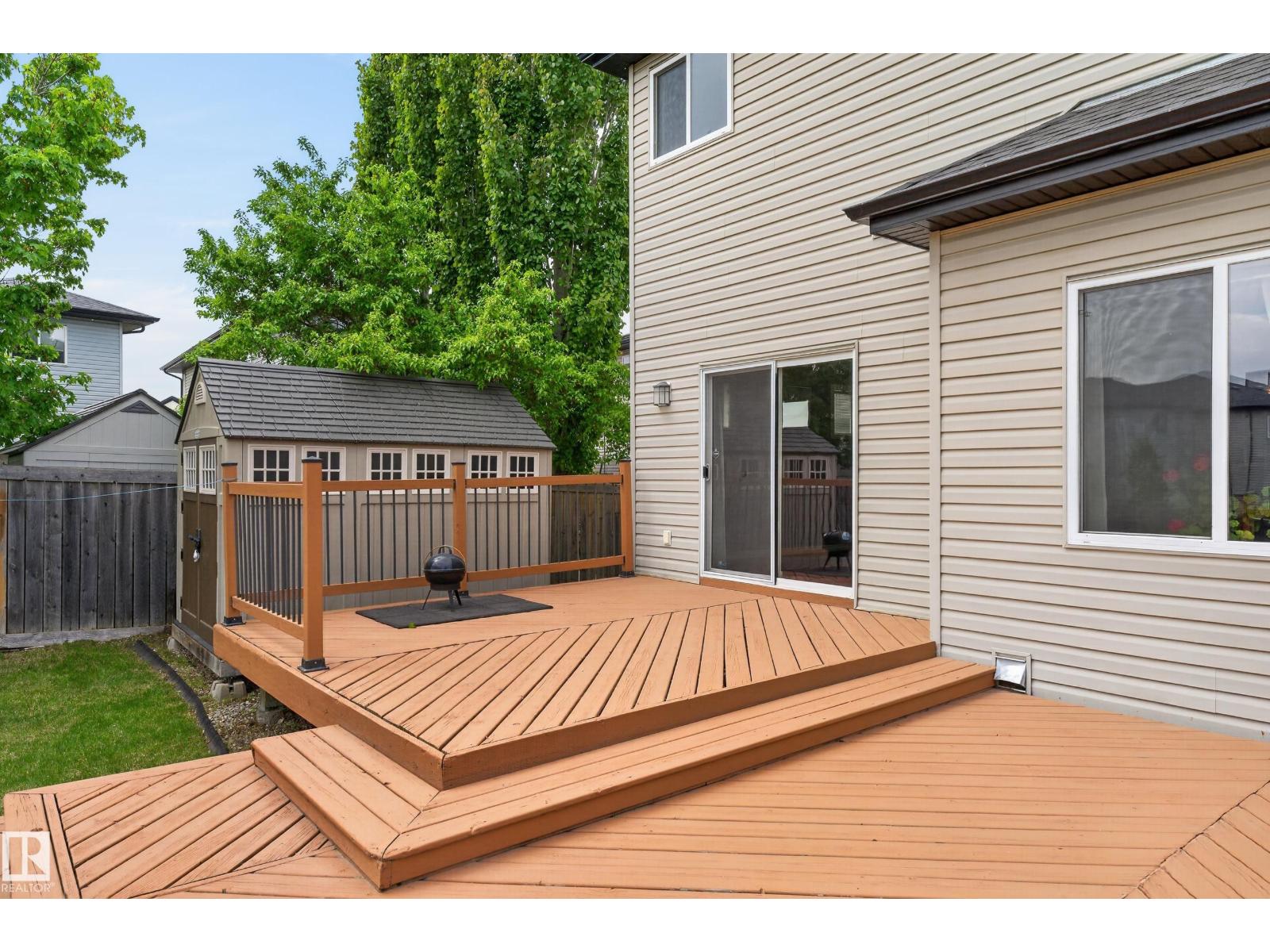9515 221 ST NW - 47