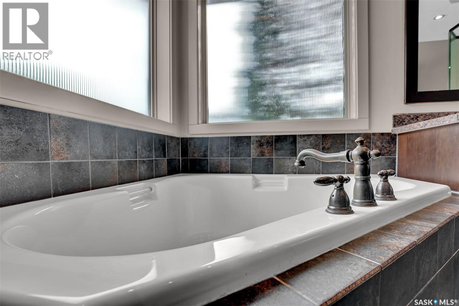 4635 Ellard COURT - 31