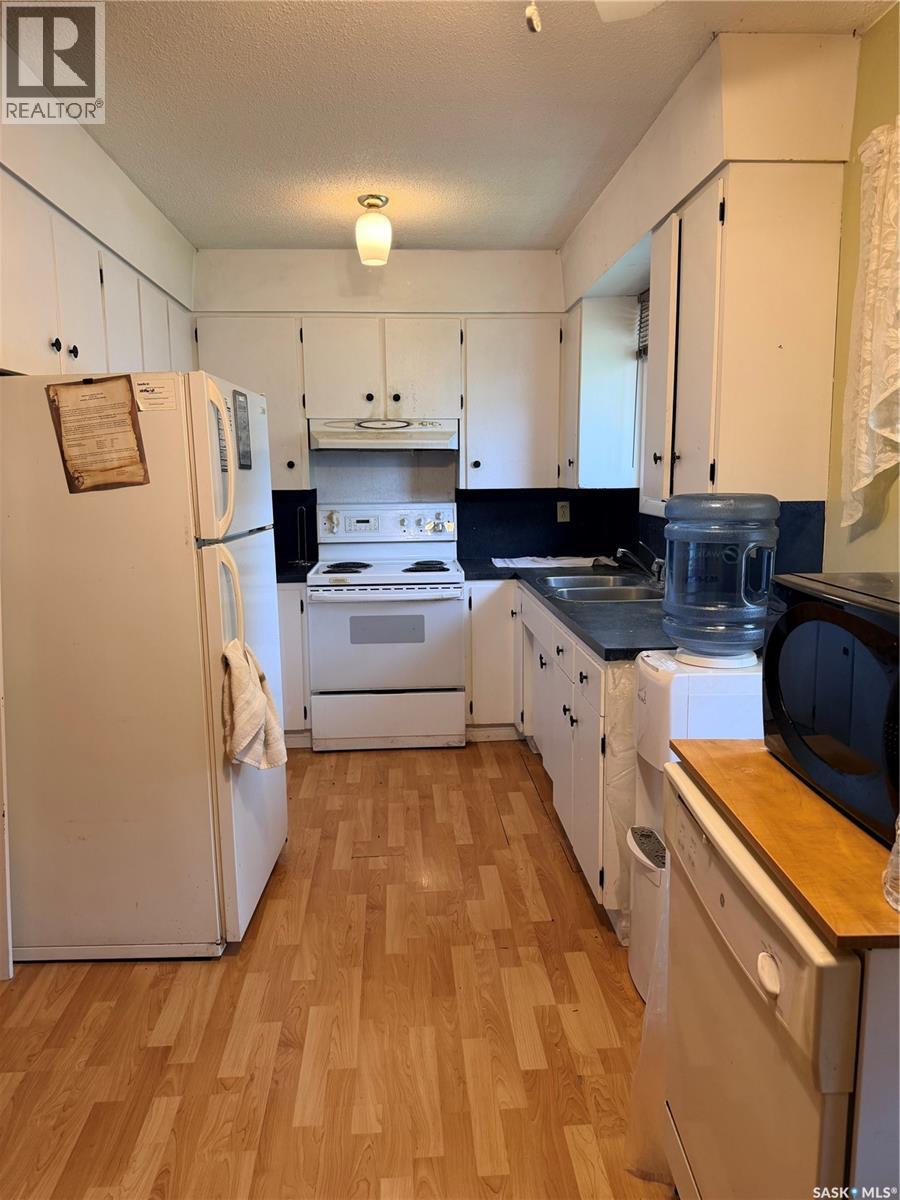 512 McNab STREET - 16