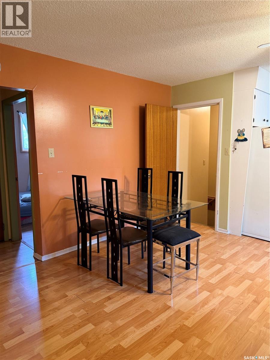 512 McNab STREET - 17