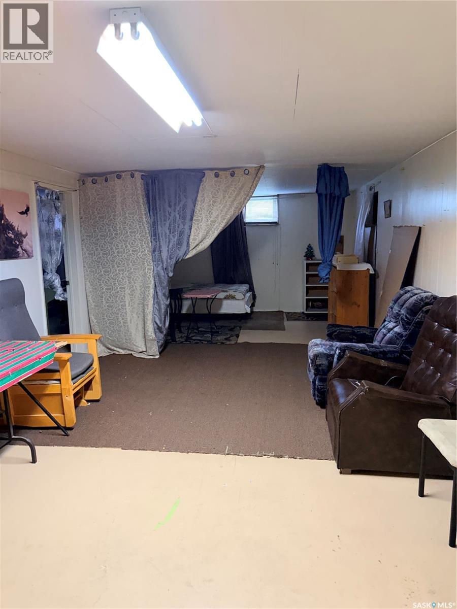 512 McNab STREET - 21