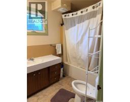 Bedroom - 512 Mcnab Street, Burstall, SK S0N0H0 Photo 6