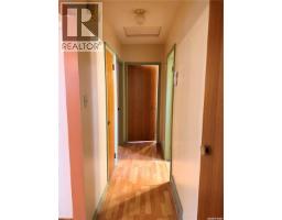 3pc Bathroom - 512 Mcnab Street, Burstall, SK S0N0H0 Photo 10