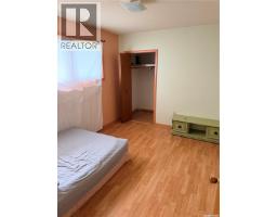 Kitchen - 512 Mcnab Street, Burstall, SK S0N0H0 Photo 7