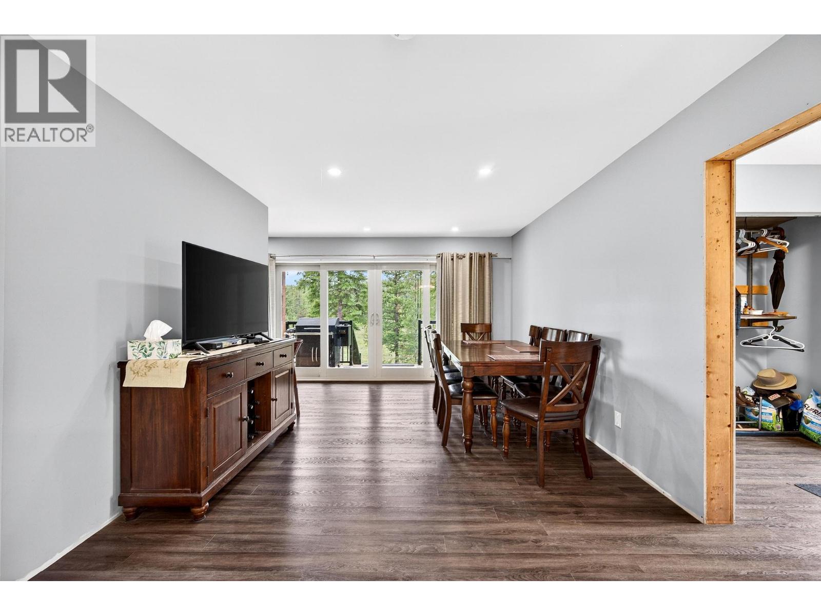 2333 Hedges Road - 16