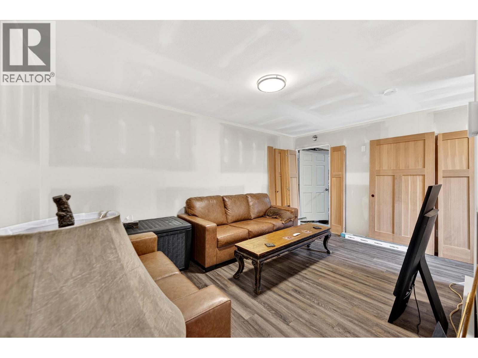 2333 Hedges Road - 31