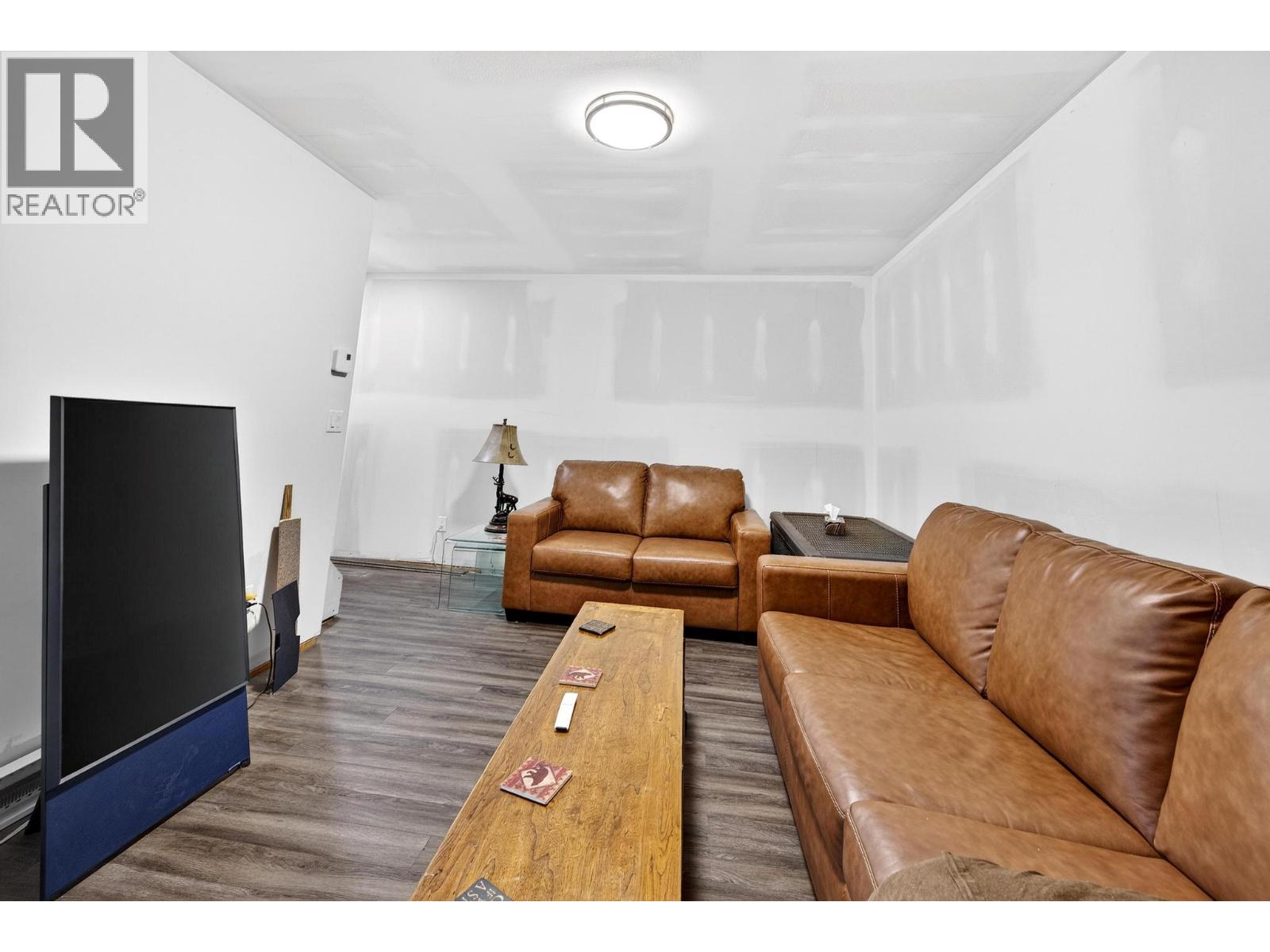 2333 Hedges Road - 32