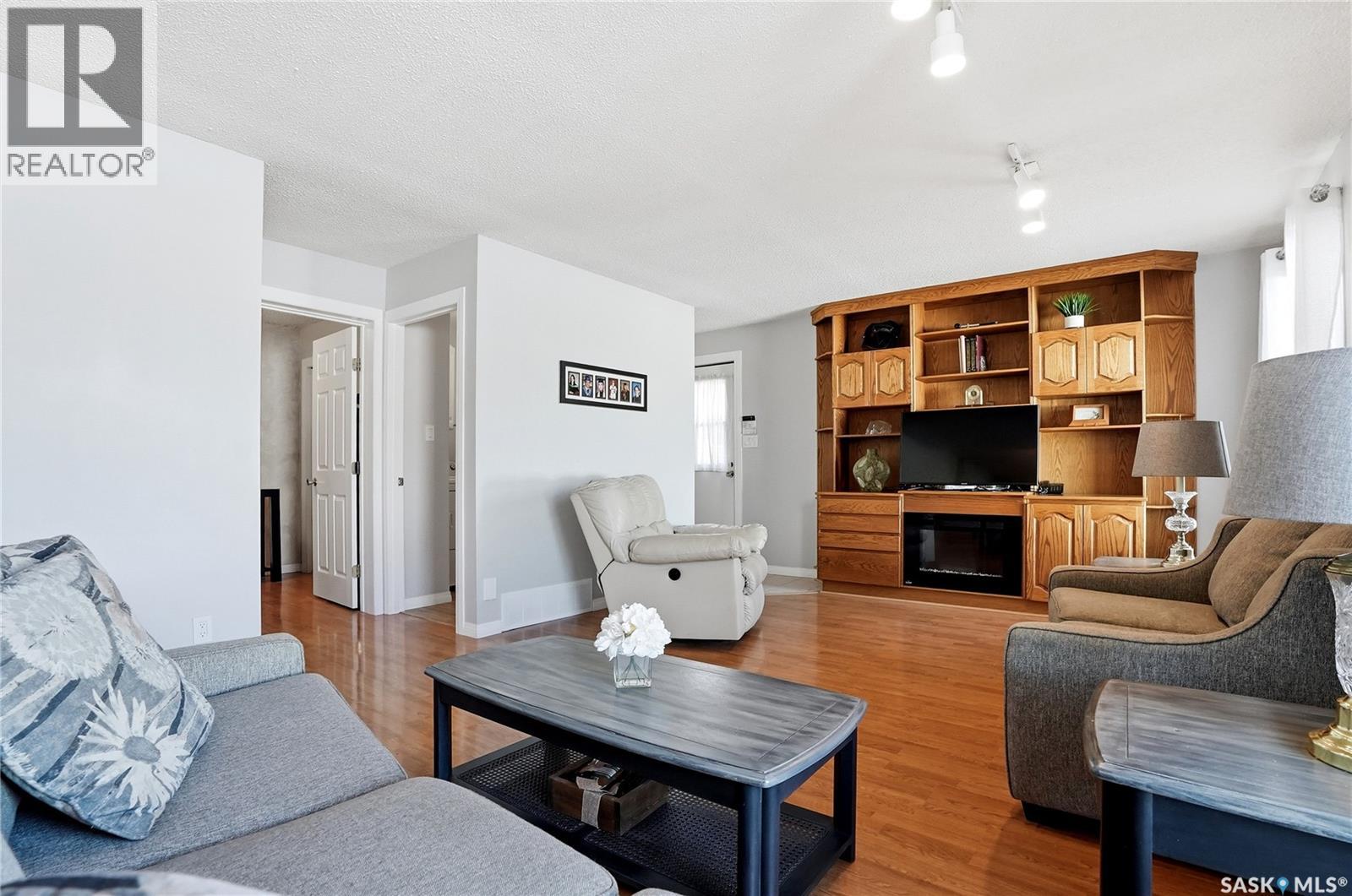 315 Smith PLACE - 16