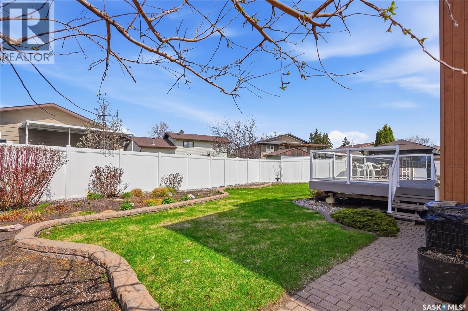 315 Smith PLACE - 43