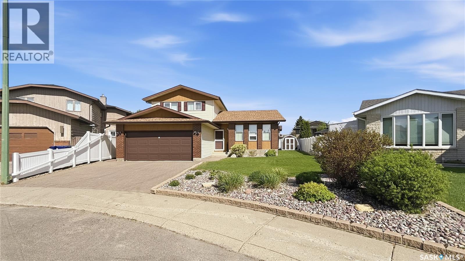 315 Smith PLACE - 62
