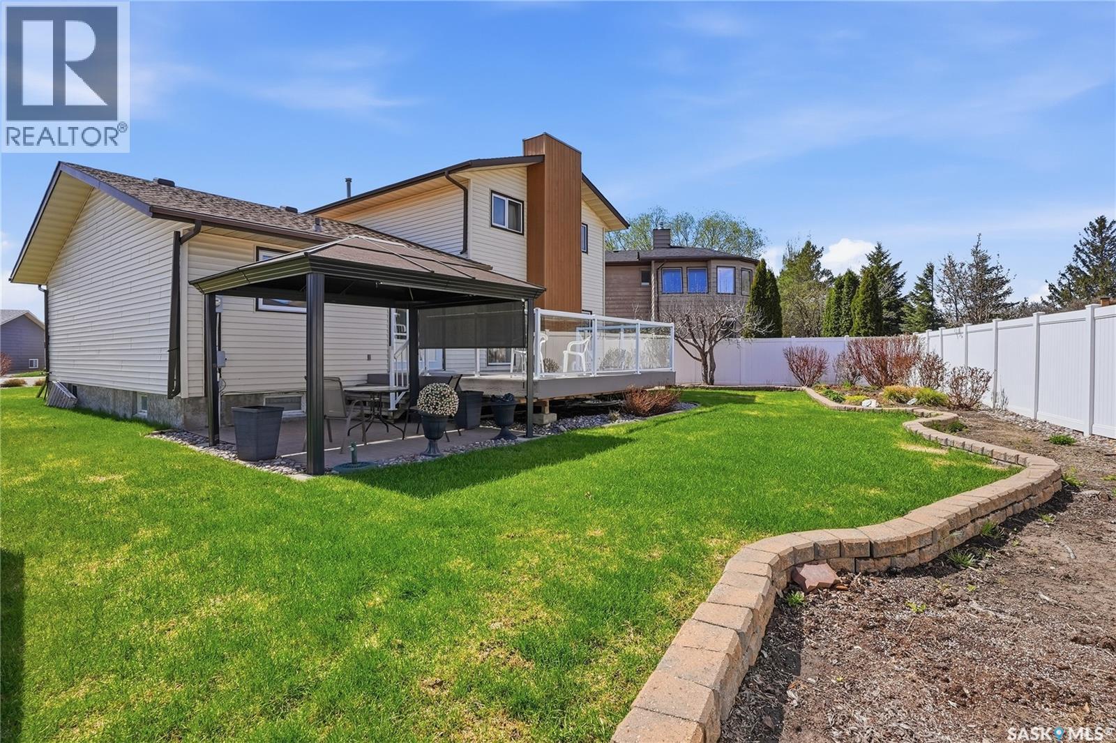 315 Smith PLACE - 45