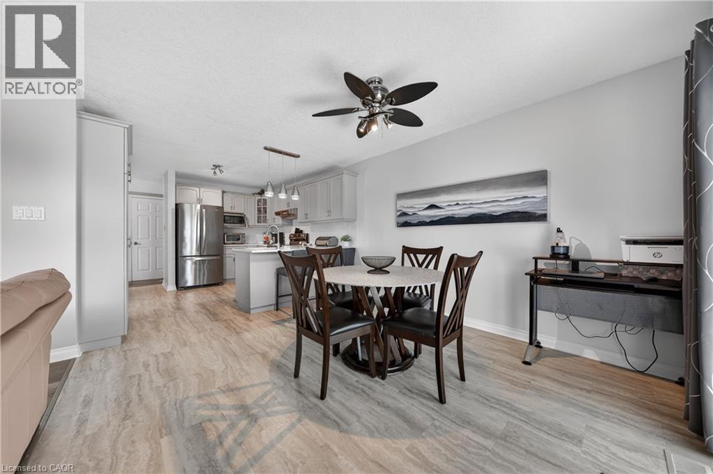 63 PENTLAND Drive - 18