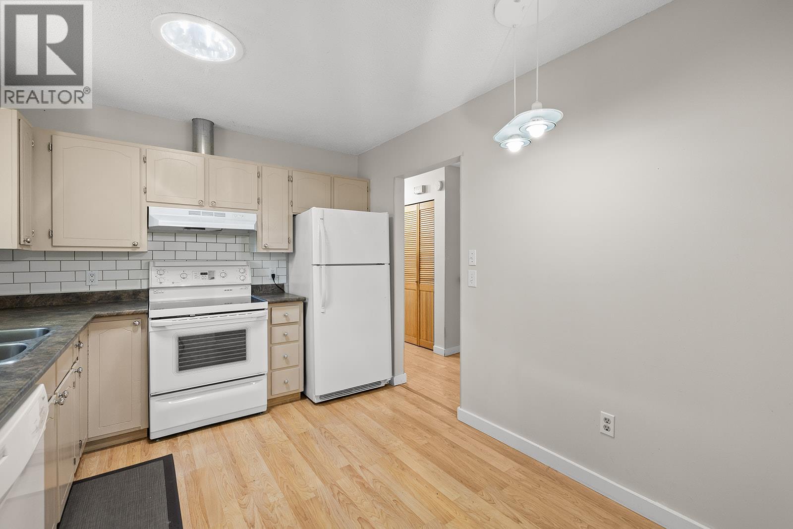 2085 Ruby Road - 16
