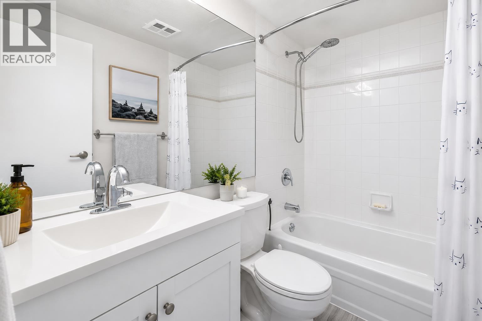 1406 55 TENTH STREET, New Westminster