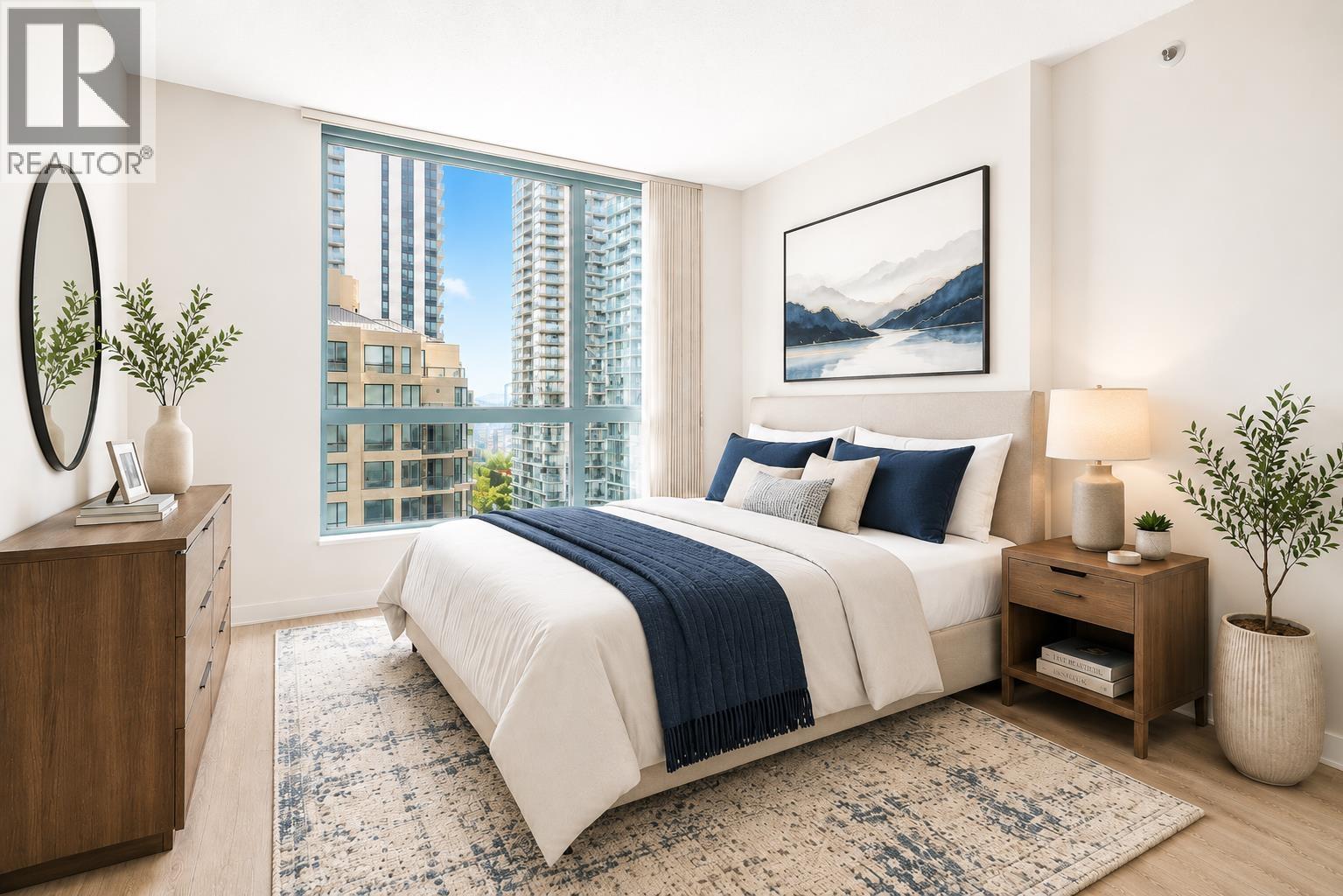 1406 55 TENTH STREET, New Westminster