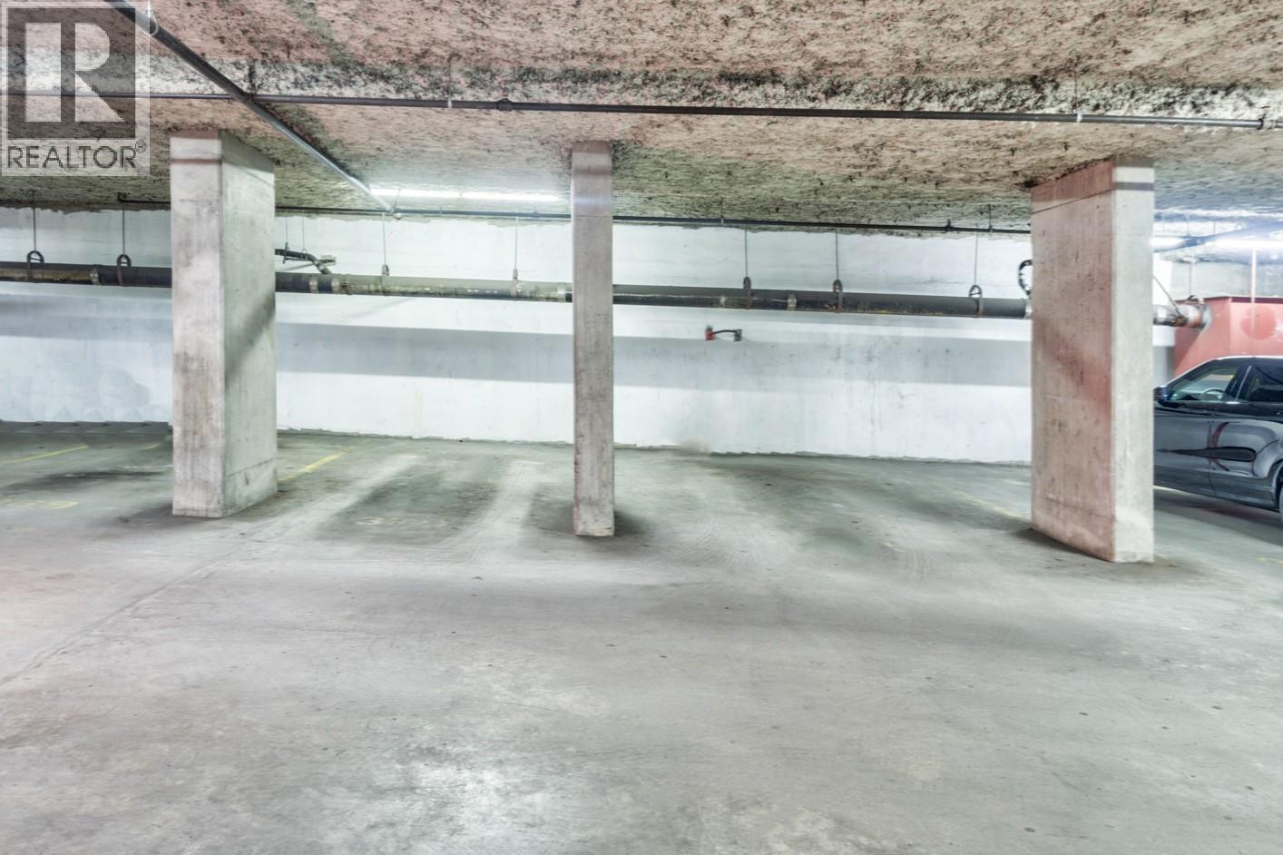 1406 55 TENTH STREET, New Westminster