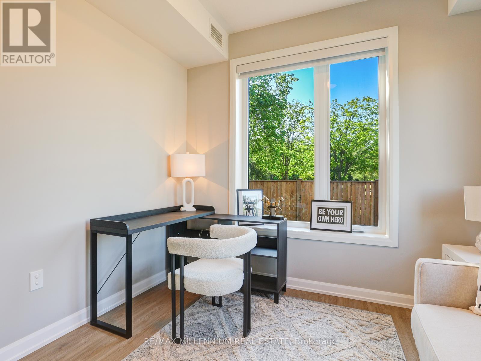 #423 708 WOOLWICH STREET - 26