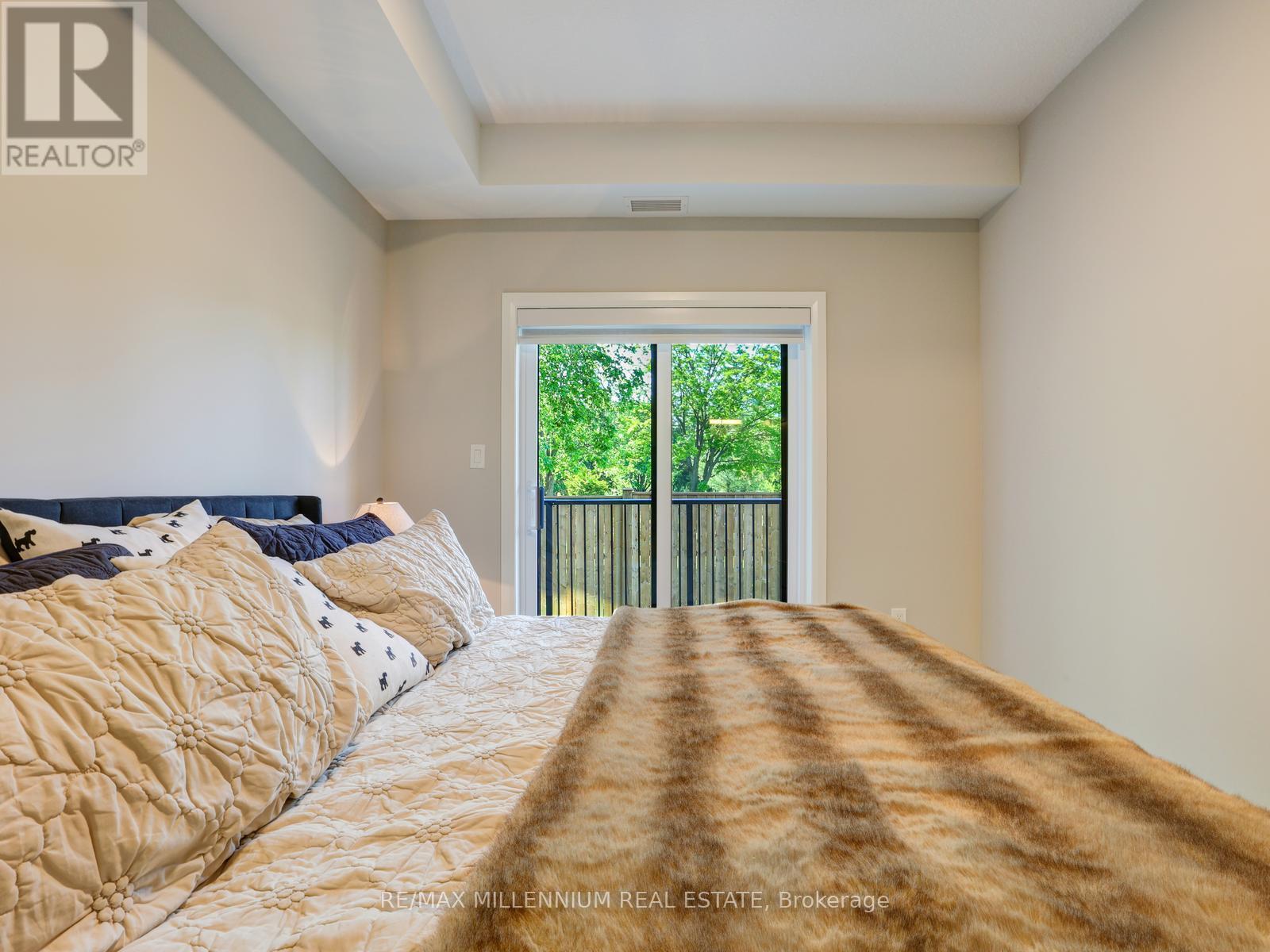 #423 708 WOOLWICH STREET - 30