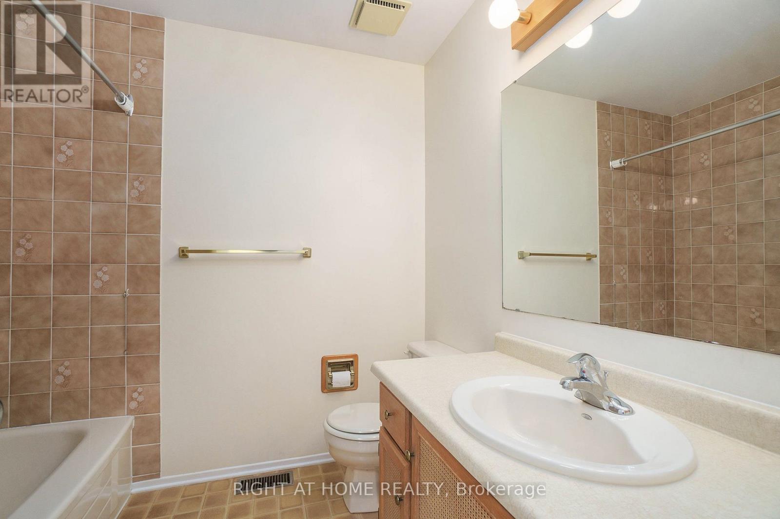 82 NESTOW DRIVE - 21