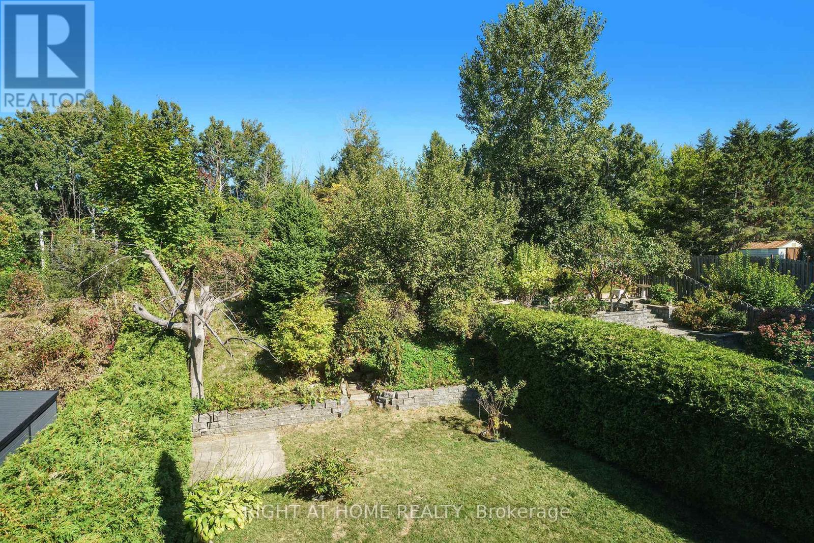 82 NESTOW DRIVE - 25