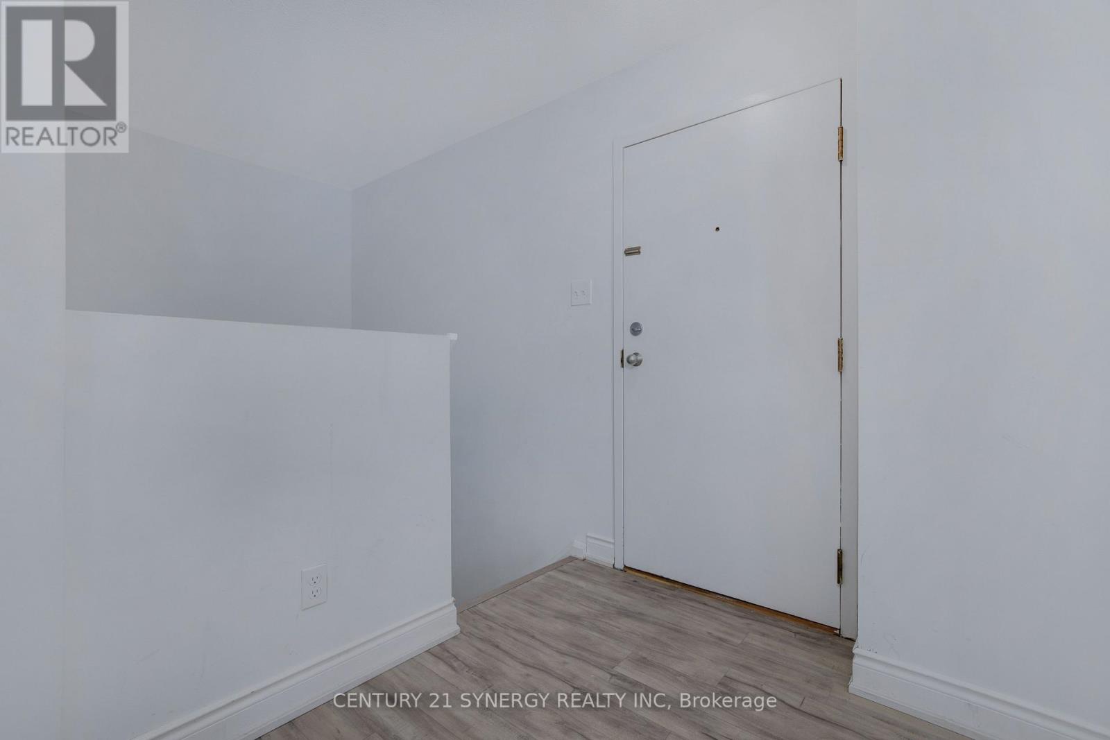 #403 1589 ST BERNARD STREET - 3