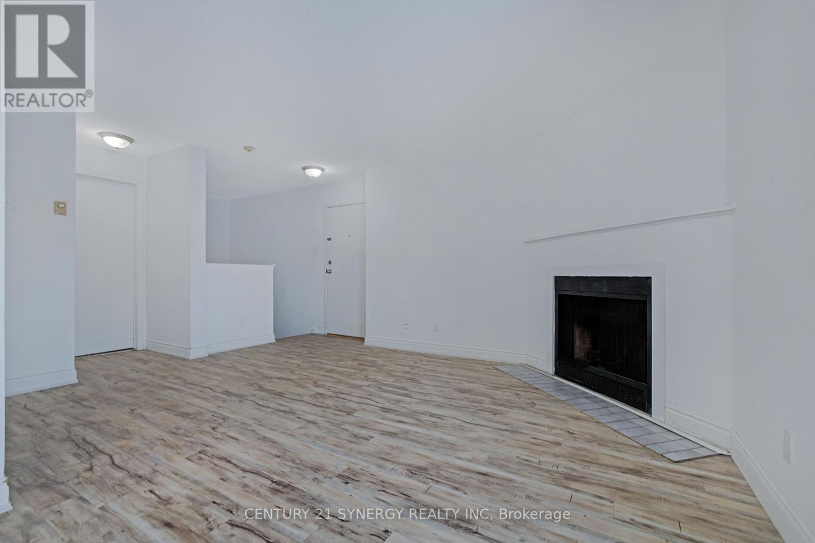 #403 1589 ST BERNARD STREET - 5
