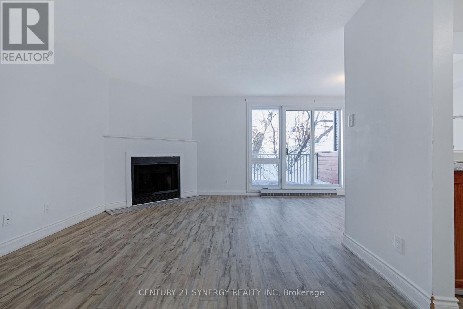 #403 1589 ST BERNARD STREET - 6