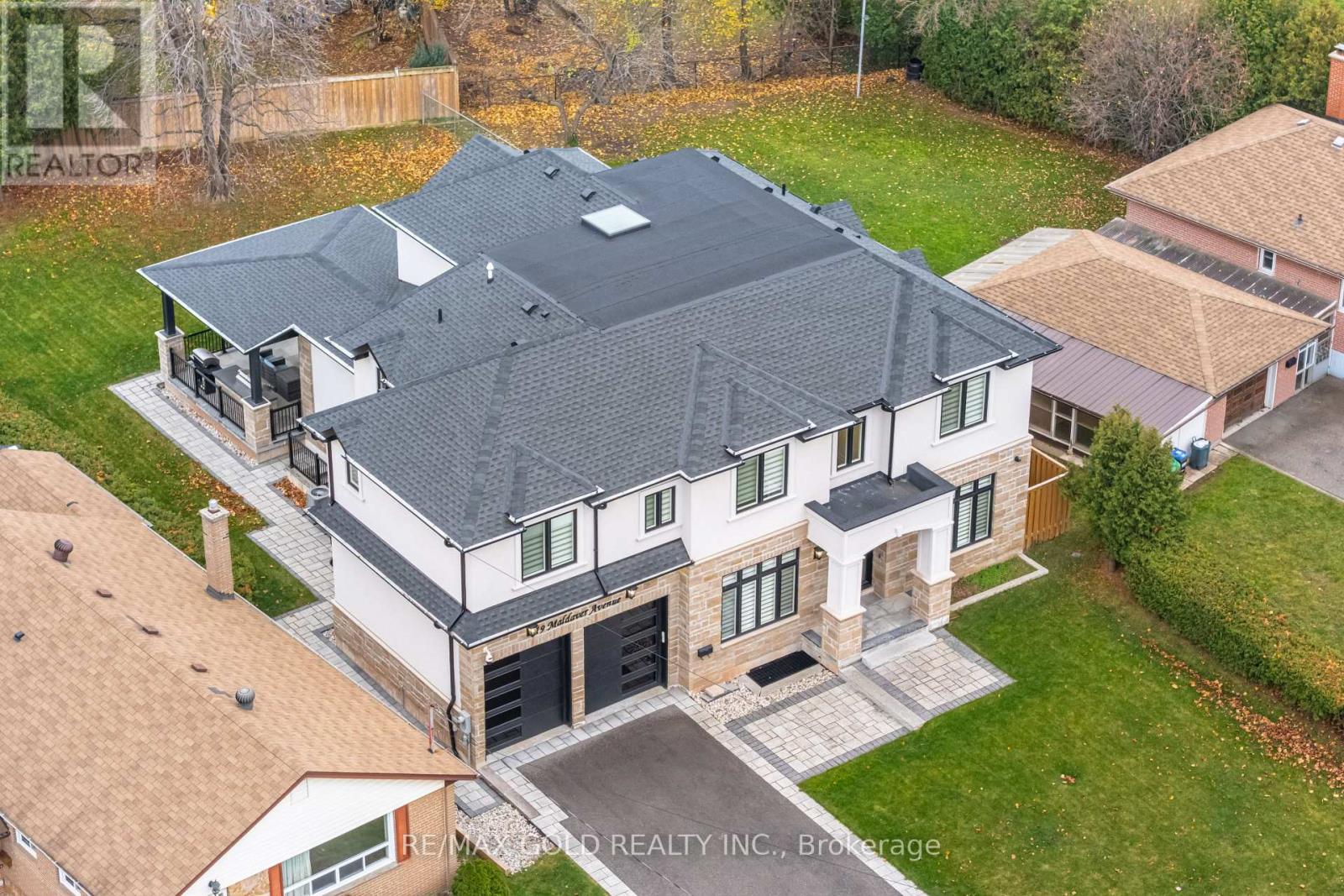 19 MALDAVER AVENUE - 1