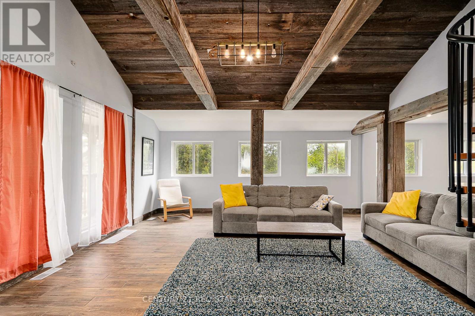 112 NORDIC ROAD - 1