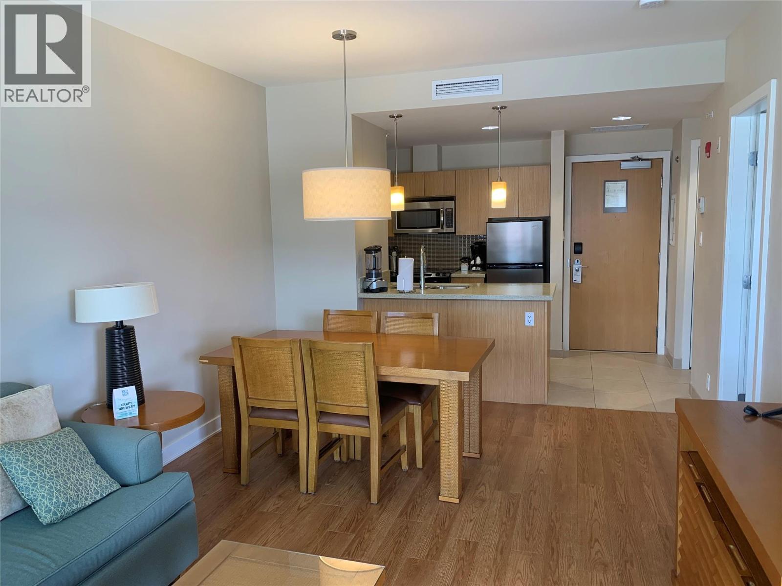 #419 15 PARK Place - 6
