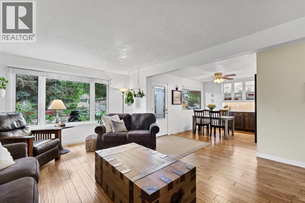 2520 22 Avenue SE - 13