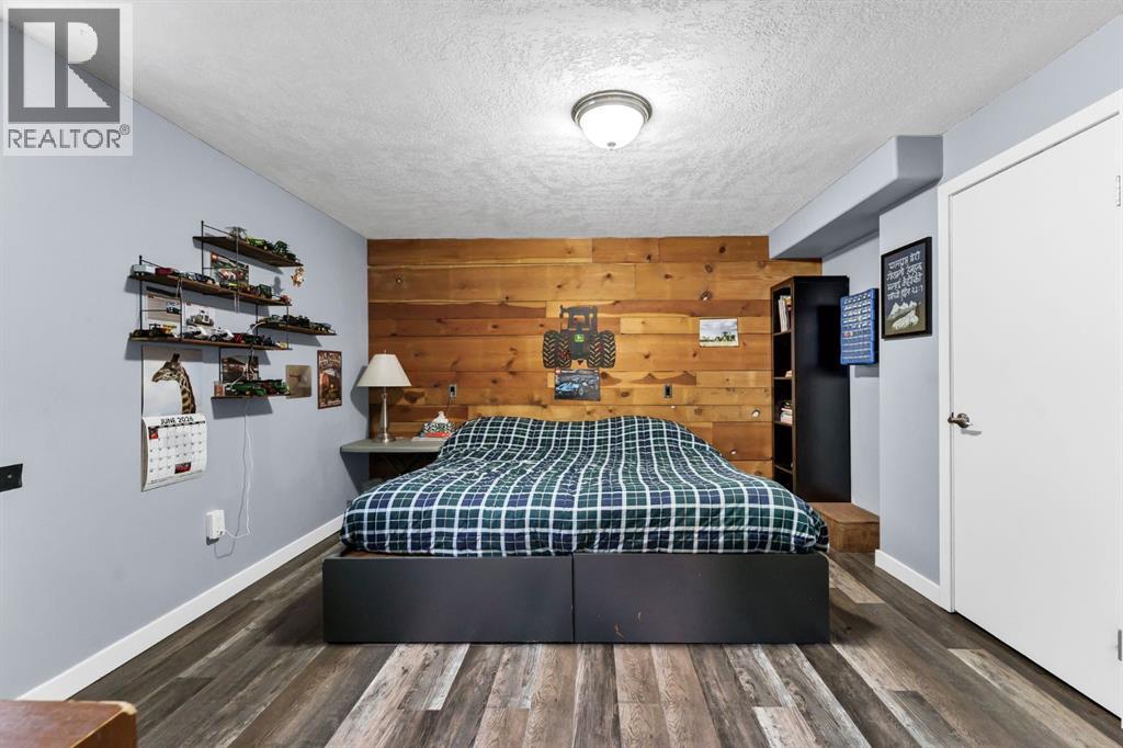 2520 22 Avenue SE - 29