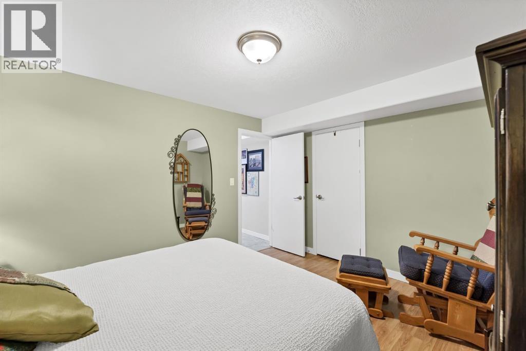 2520 22 Avenue SE - 31