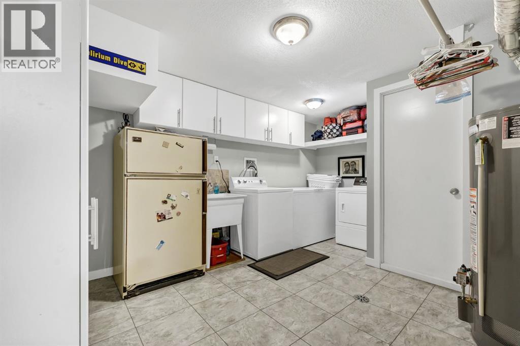 2520 22 Avenue SE - 34