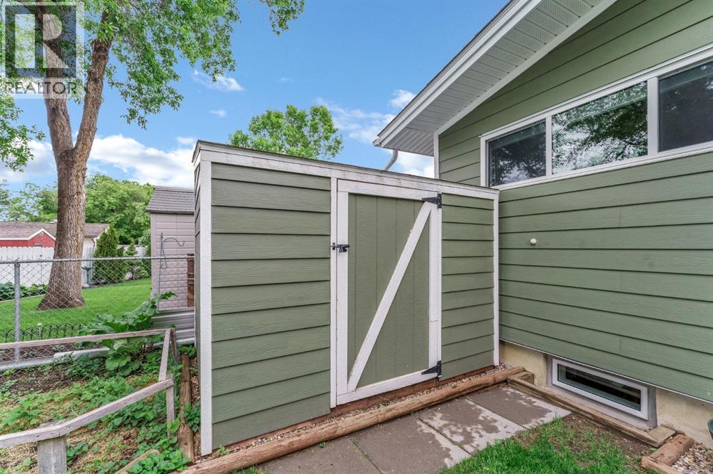 2520 22 Avenue SE - 46
