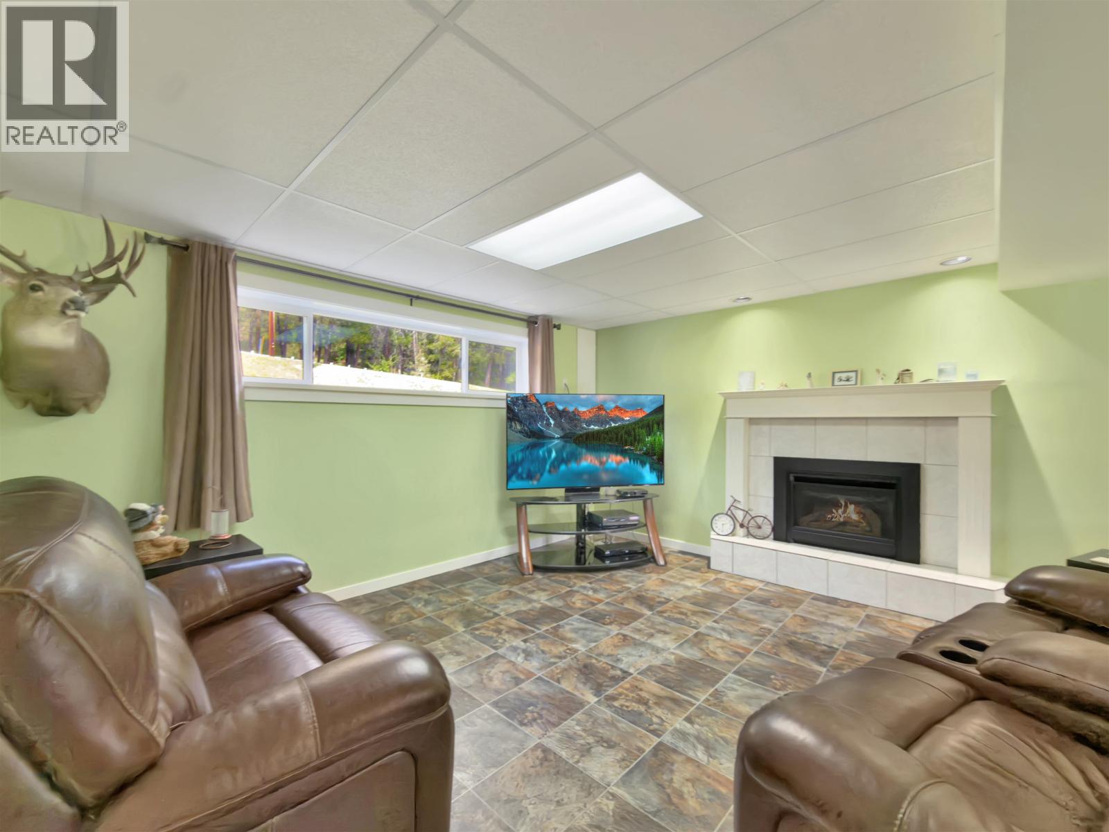 2055 COMMODORE CRESCENT - 23