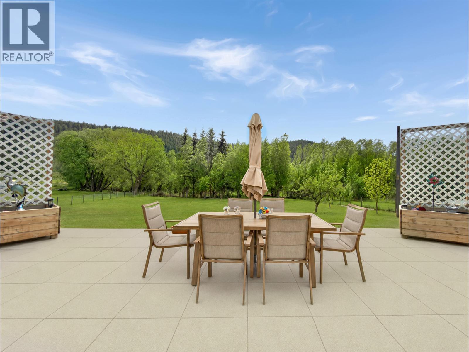 2055 COMMODORE CRESCENT - Image 3