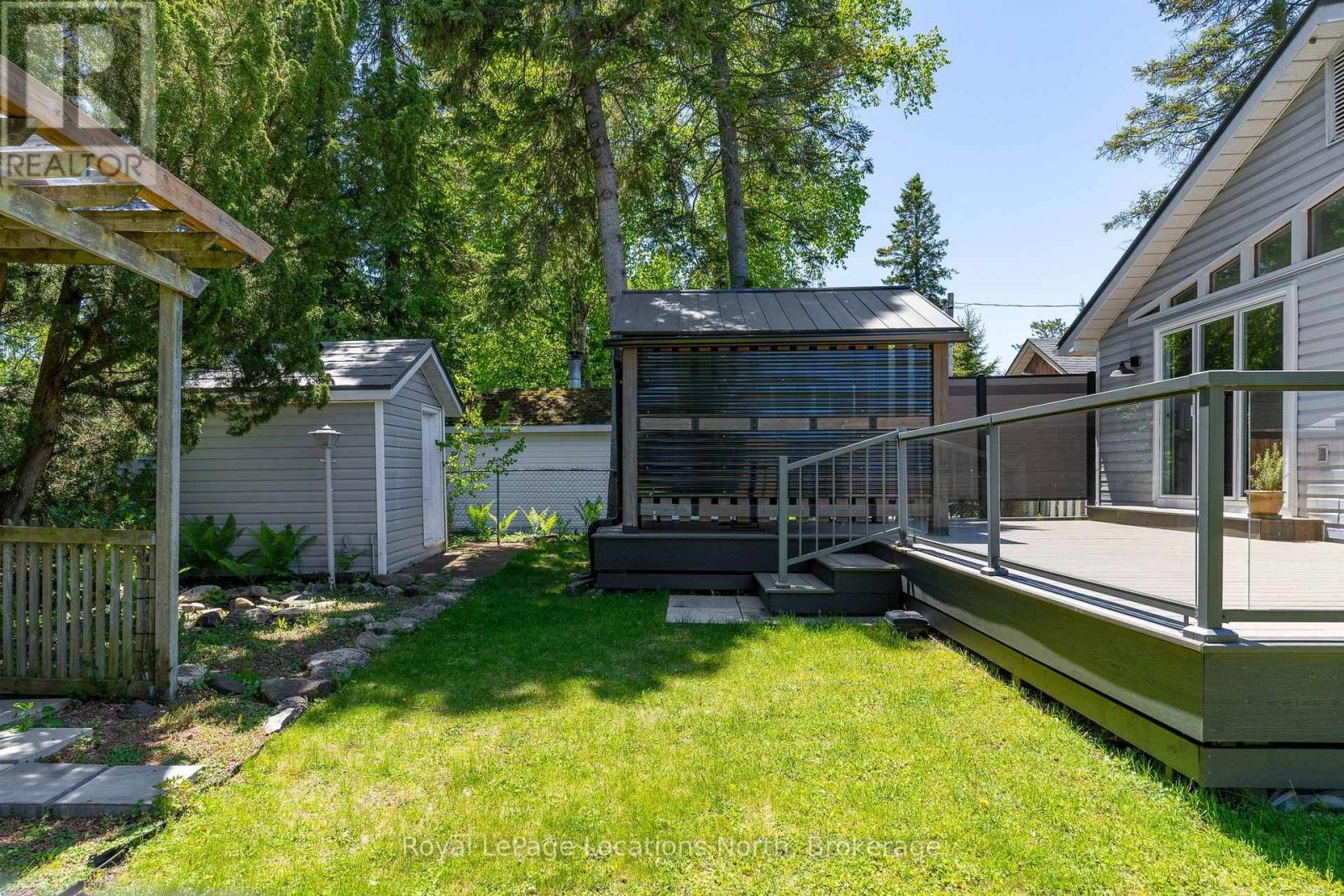 29 69TH STREET N - 31