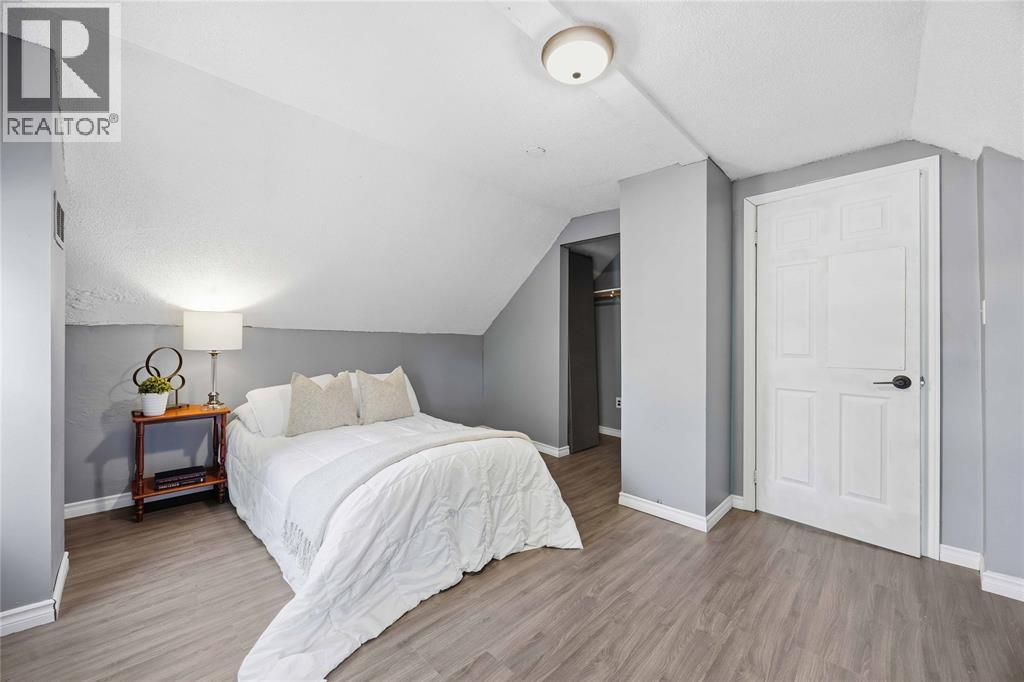 534 Plympton STREET - 28