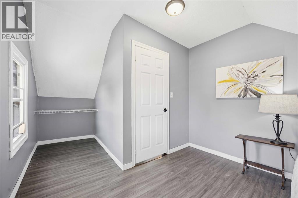 534 Plympton STREET - 26
