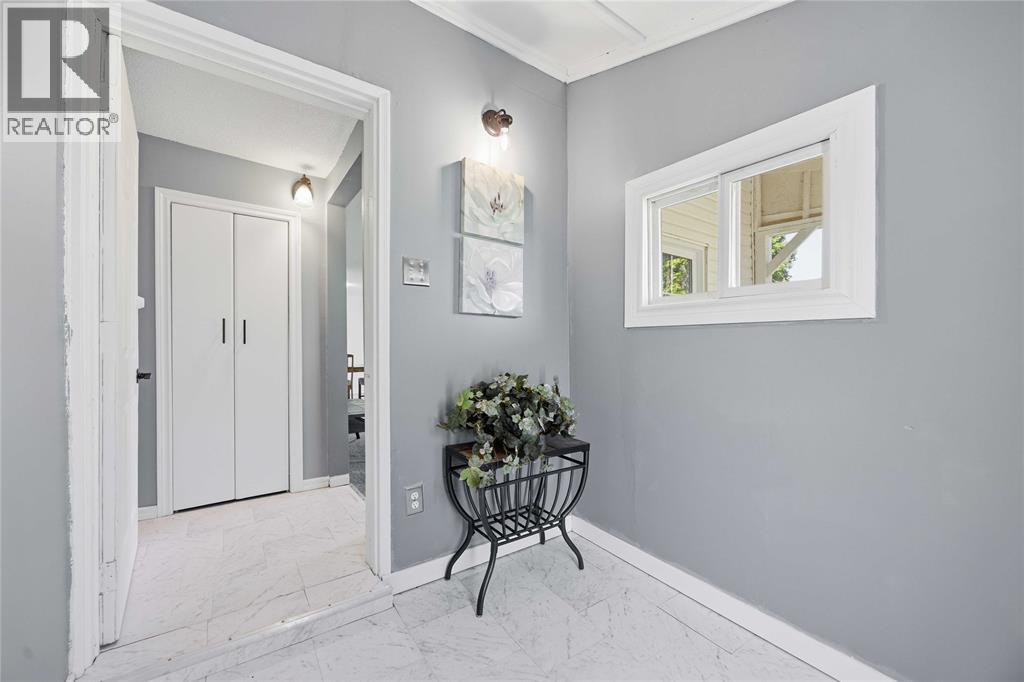 534 Plympton STREET - 23