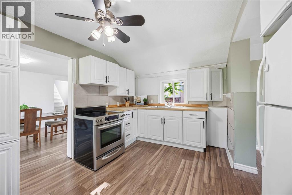 534 Plympton STREET - 13