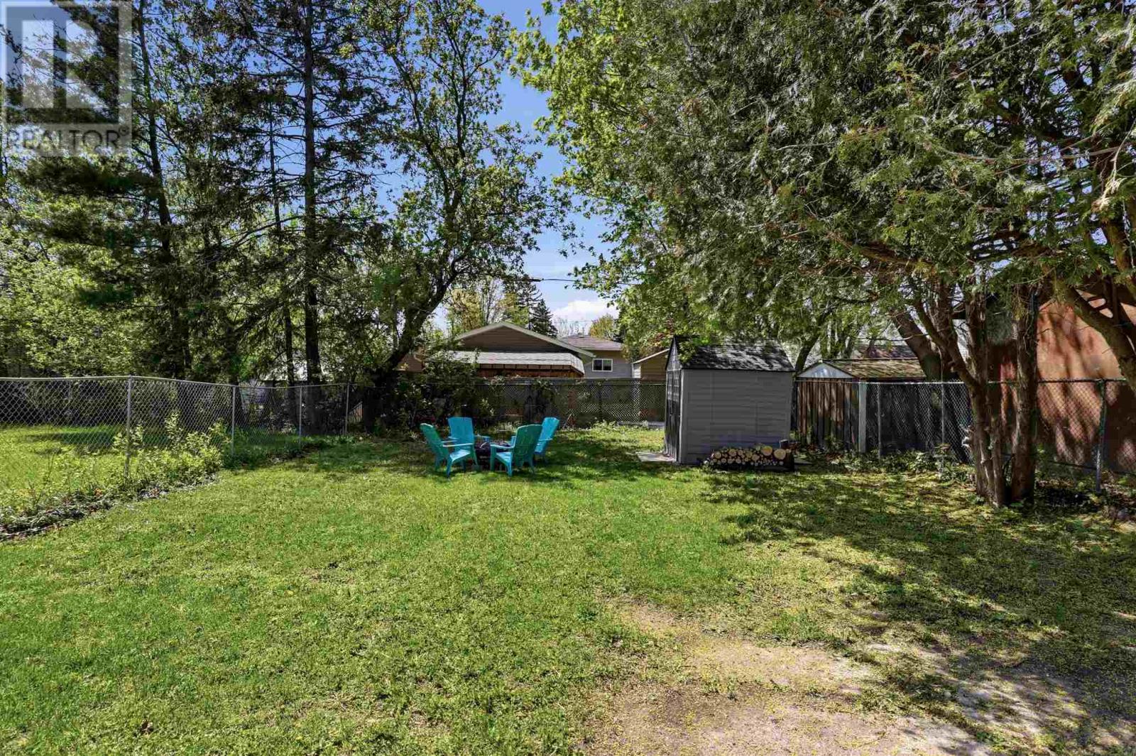 635 Shafer AVE