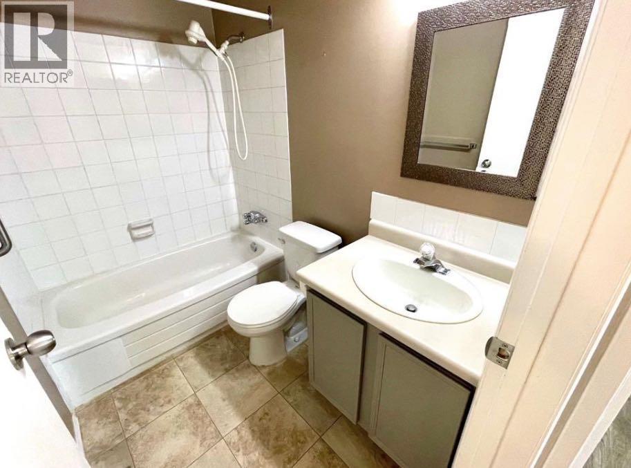 81 Cedar Springs Gardens SW - 12