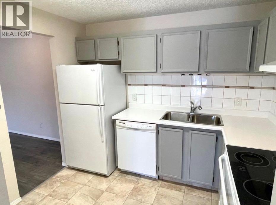 81 Cedar Springs Gardens SW - 5