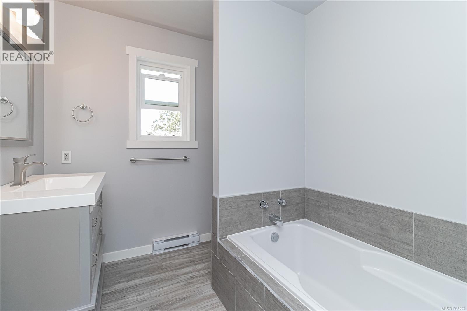 6282 Thomson Terr, Duncan