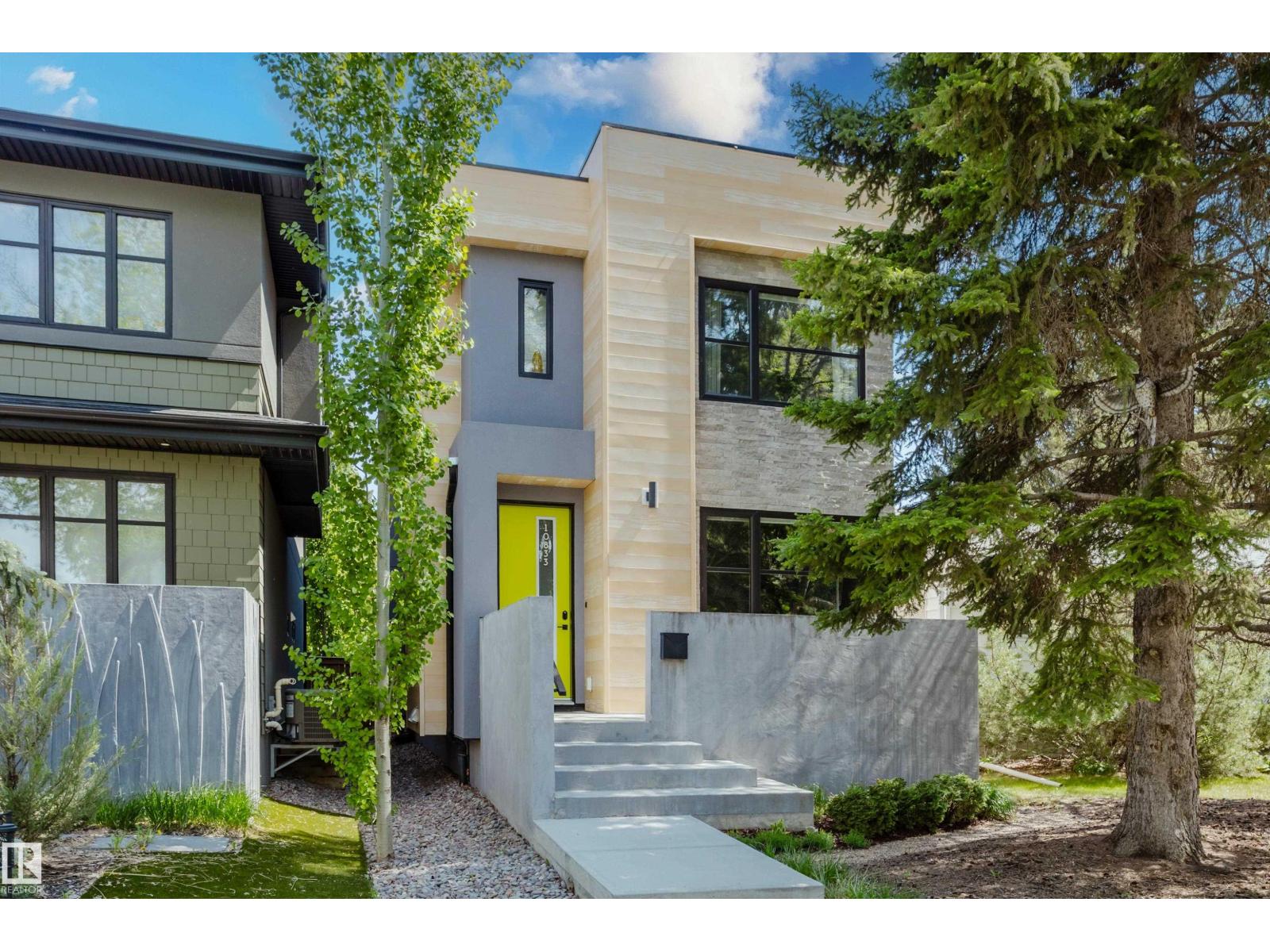 10833 140 ST NW - 1