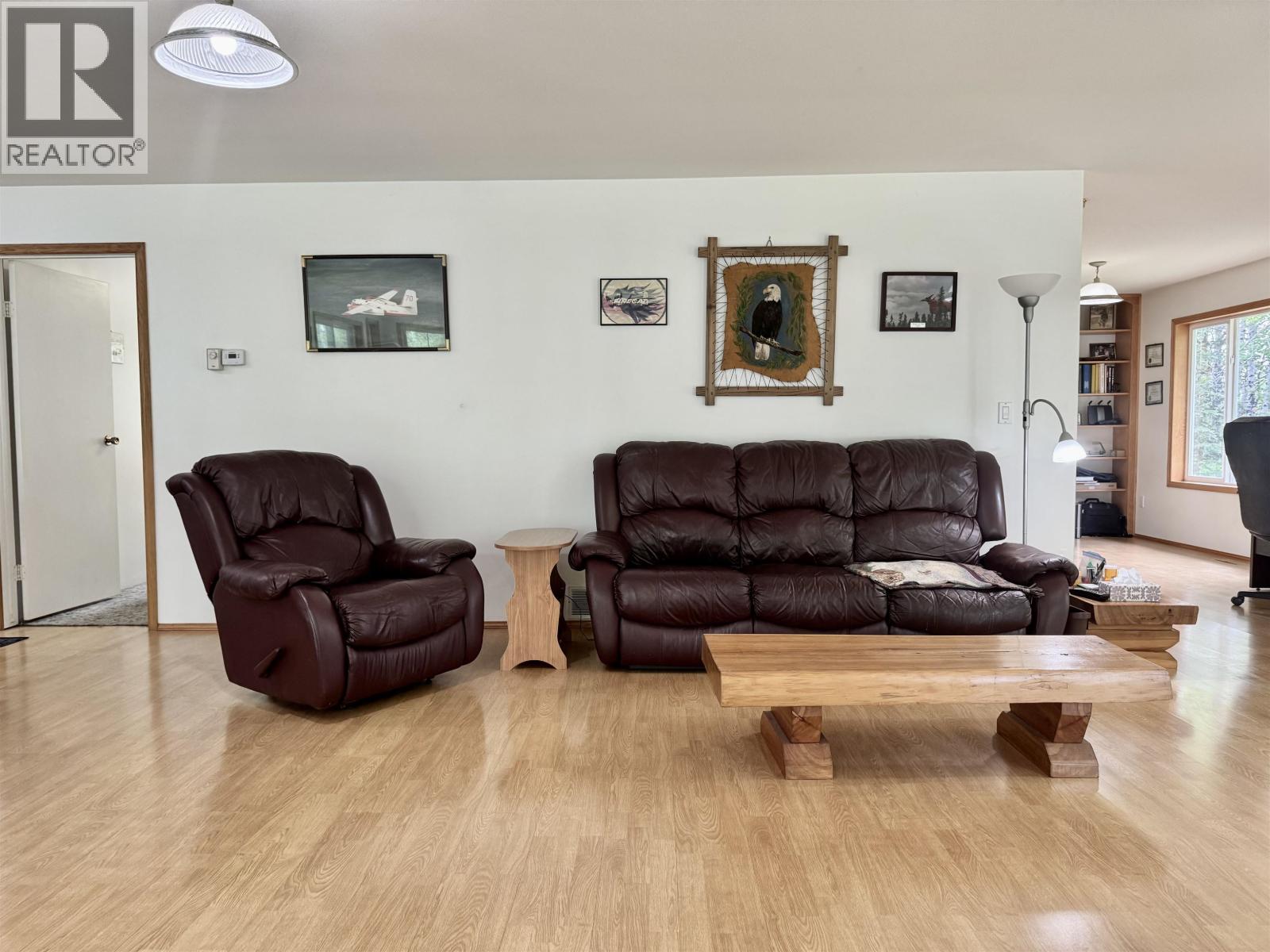 6436 ERICKSON ROAD, 100 Mile House