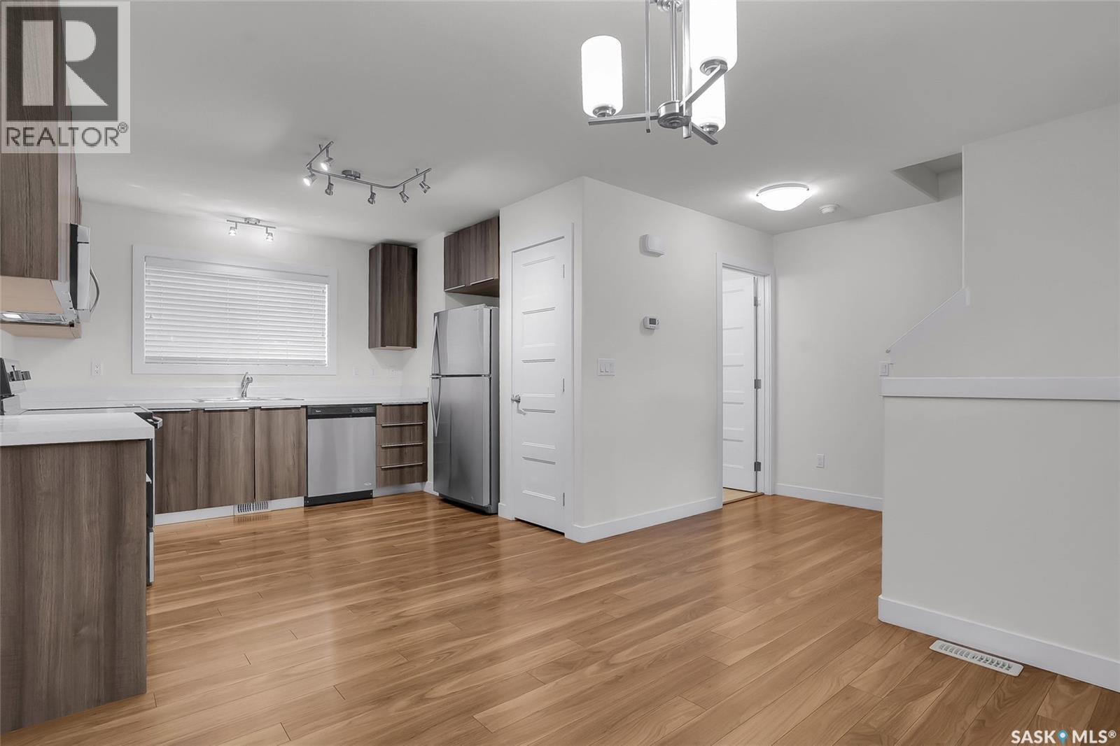 4 1060 Parr Hill DRIVE — photo 15