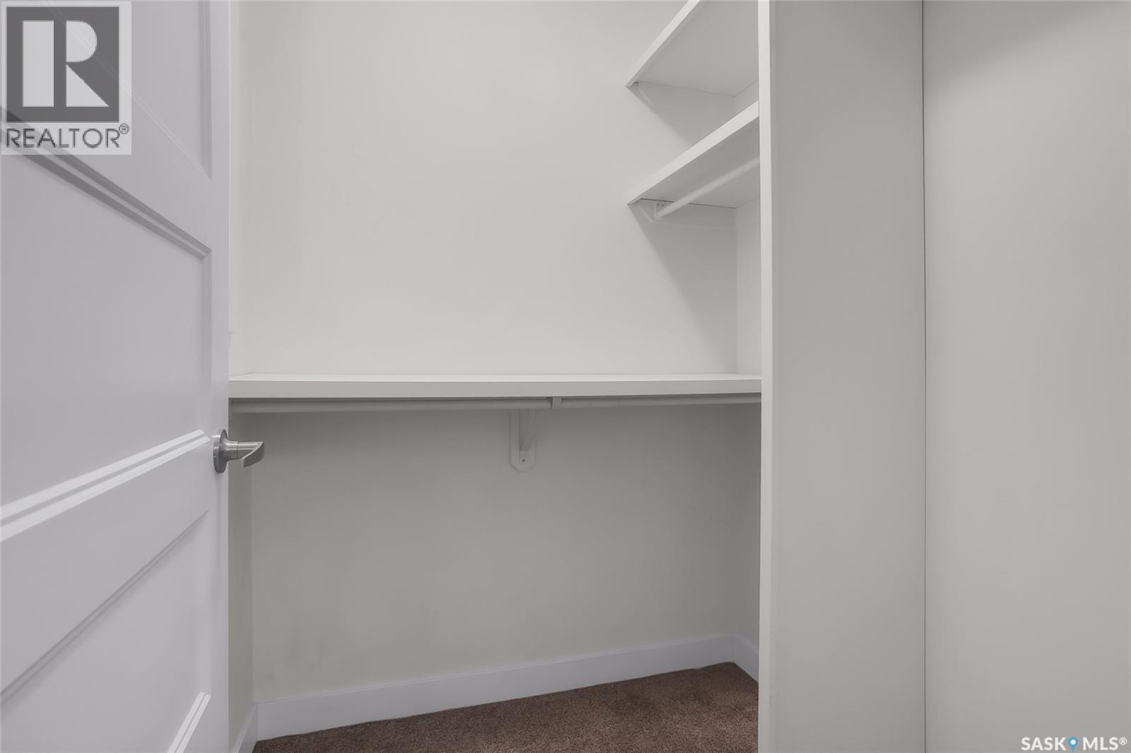 4 1060 Parr Hill DRIVE — photo 21